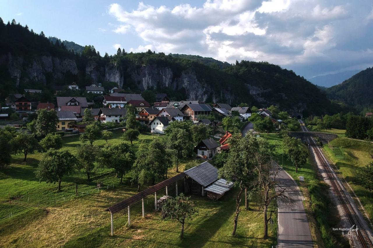 Apartma Pr' Stengarju Apartment Bohinjska Bela Exterior photo